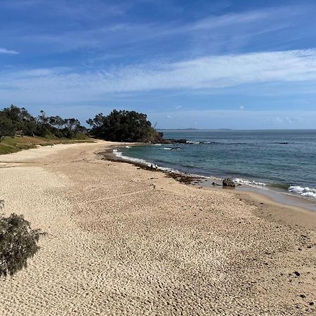 Spacious 4Br W/ Water Views Port Macquarie Exterior photo